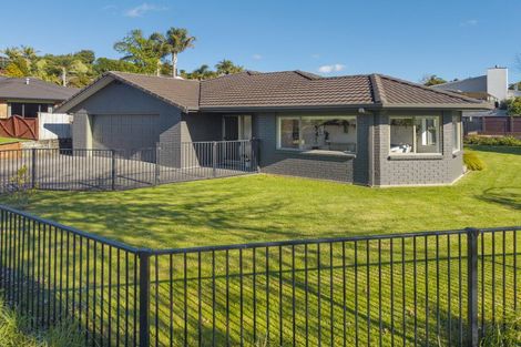Photo of property in 2 Autumn Place, Ohauiti, Tauranga, 3112