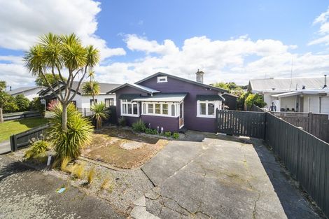 Photo of property in 48 Matipo Street, Takaro, Palmerston North, 4410