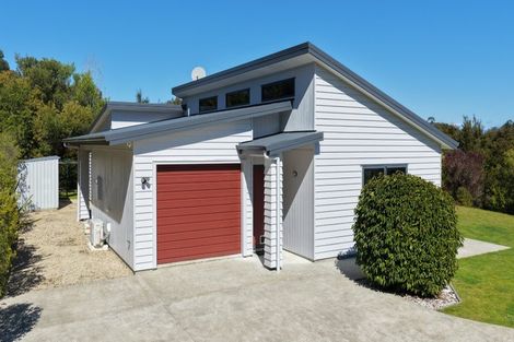 Photo of property in 44 Pine Hill Road, Ruby Bay, Upper Moutere, 7173