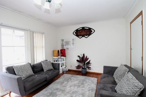 Photo of property in 1/5 Ti Rakau Drive, Pakuranga, Auckland, 2010