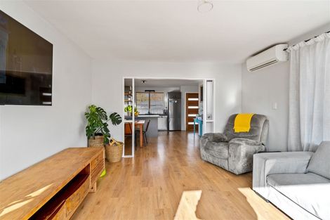 Photo of property in 59 Halswell Junction Road, Halswell, Christchurch, 8025