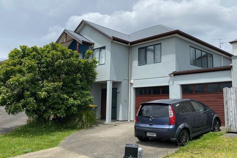 Photo of property in 14 Vicente Place, Oteha, Auckland, 0632