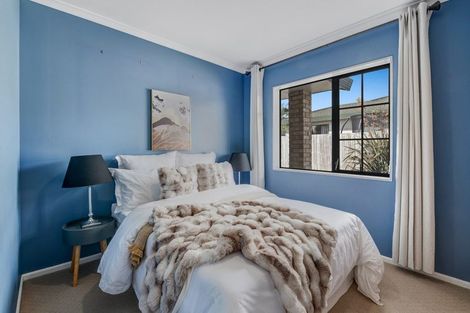 Photo of property in 2/20 Greta Place, Stanmore Bay, Whangaparaoa, 0932