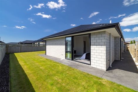 Photo of property in 6 Bryden Place, Halswell, Christchurch, 8025