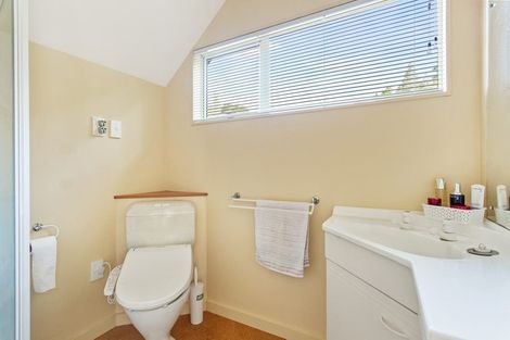 Photo of property in 32 Kereru Grove, Greenhithe, Auckland, 0632