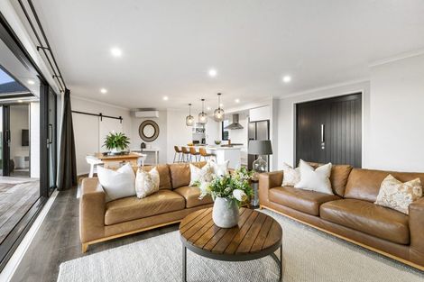 Photo of property in 71 Diamond Lane, Riverhead, 0793