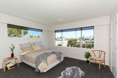 Photo of property in 247 Mangorei Road, Merrilands, New Plymouth, 4312