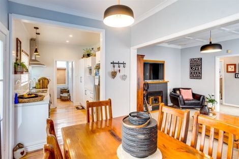 Photo of property in 6 Georges Drive, Napier South, Napier, 4110