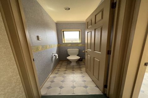 Photo of property in 4 Farringdon Avenue, Rototuna North, Hamilton, 3210