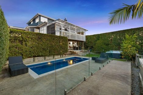 Photo of property in 45 Regent Street, Devonport, Auckland, 0624