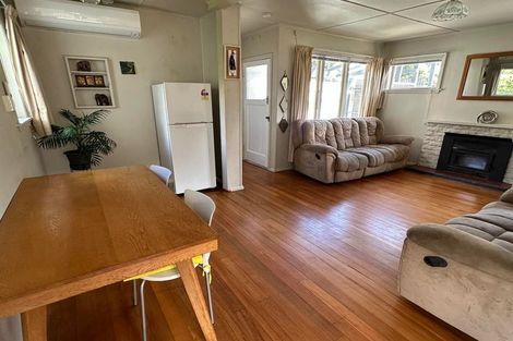 Photo of property in 28 Gavin Road, Raumati Beach, Paraparaumu, 5032