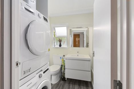 Photo of property in 36 York Street, Levin, 5510