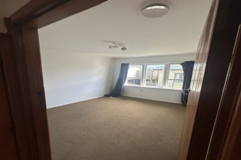 Photo of property in 4 Ridgemount Rise, Mangere Bridge, Auckland, 2022