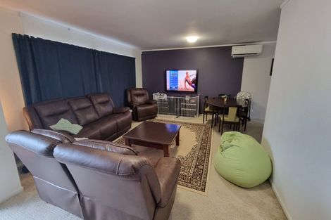 Photo of property in 2/346 Main Road, Tawa, Wellington, 5028