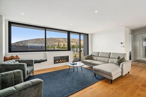 Photo of property in 25 Rubus Street, Wanaka, 9382