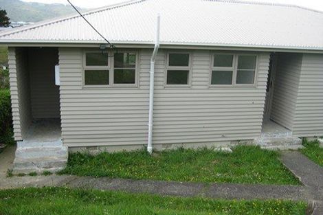 Photo of property in 34 Hereford Street, Cannons Creek, Porirua, 5024