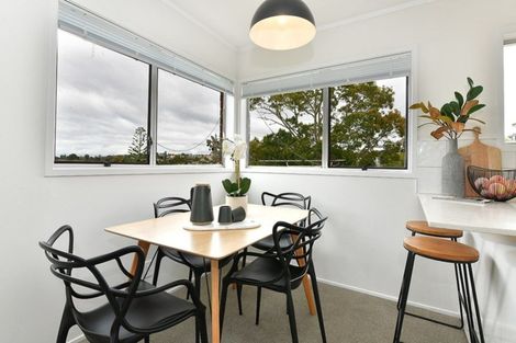 Photo of property in 1/37 Stredwick Drive, Torbay, Auckland, 0630