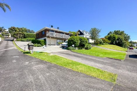 Photo of property in 1/1 Nigel Road, Browns Bay, Auckland, 0630
