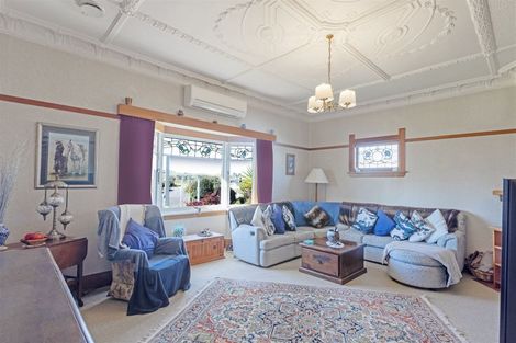 Photo of property in 12 Tavistock Road, Waipukurau, 4200