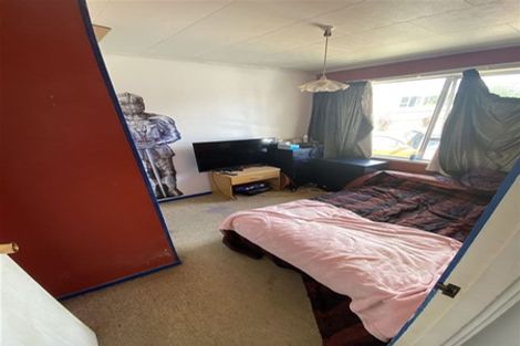 Photo of property in 56 Allington Road, Massey, Auckland, 0614