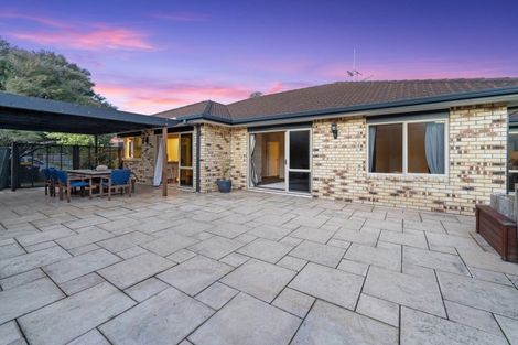 Photo of property in 30 Mcleod Place, Papamoa Beach, Papamoa, 3118