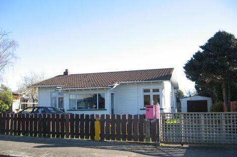 Photo of property in 12 Thomson Street, West End, Palmerston North, 4412