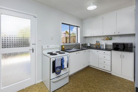 Photo of property in 9 Camp Street, Silverstream, Upper Hutt, 5019