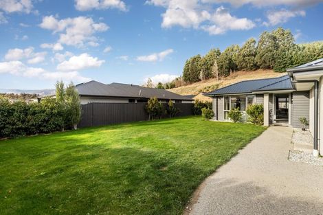 Photo of property in 52 Risinghurst Terrace, Lower Shotover, Queenstown, 9304