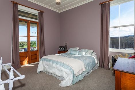 Photo of property in 300 Queen Sh25 Street, Thames, 3500