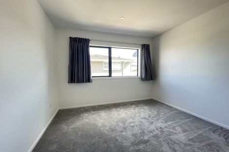 Photo of property in 12a Sea Spray Drive, Bucklands Beach, Auckland, 2012