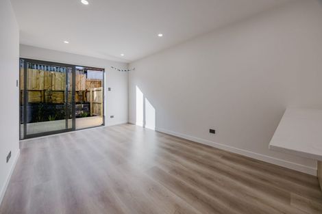 Photo of property in 5/9 Glenside Avenue, Pakuranga, Auckland, 2010