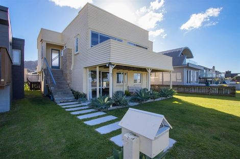 Photo of property in 7 Savage Avenue, Waihi Beach, 3611