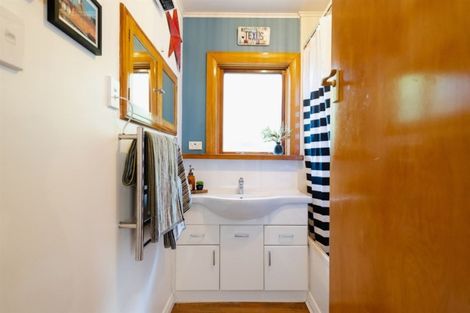 Photo of property in 20 Seaview Terrace, Kew, Dunedin, 9012