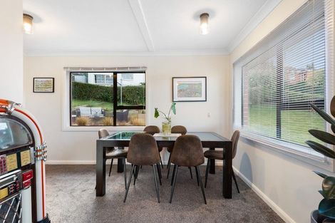 Photo of property in 17 Waldron Crescent, Green Island, Dunedin, 9018