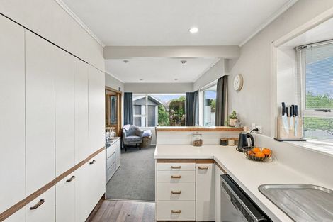 Photo of property in 34 Wychwood Crescent, Bishopdale, Christchurch, 8053
