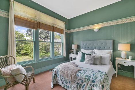 Photo of property in 142 Clyde Street, Island Bay, Wellington, 6023