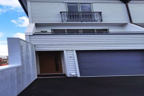 Photo of property in 8/10 Ruru Street, Eden Terrace, Auckland, 1021