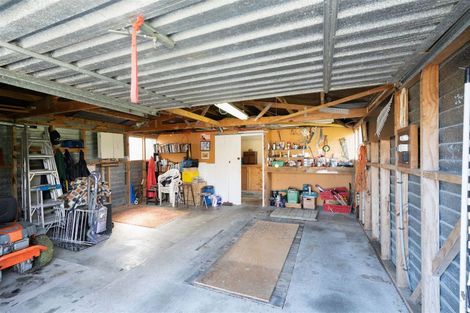 Photo of property in 286 Kawiu Road, Levin, 5510