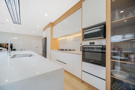 Photo of property in 47 Drumbuoy Drive, Flat Bush, Auckland, 2019