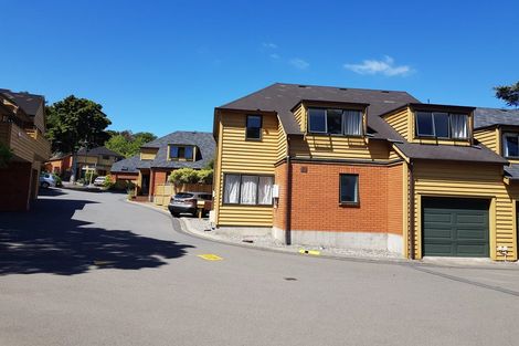 Photo of property in 60 Futuna Close, Karori, Wellington, 6012