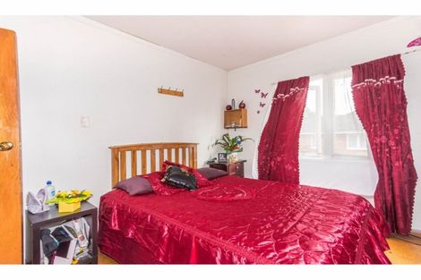 Photo of property in 113 St Georges Road, Avondale, Auckland, 0600