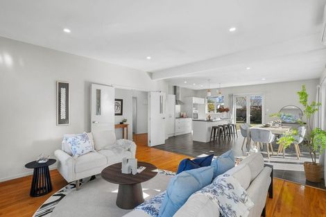 Photo of property in 5 Nortons Road, Avonhead, Christchurch, 8042