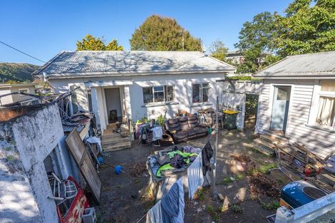 Photo of property in 121 Raumati Road, Raumati Beach, Paraparaumu, 5032