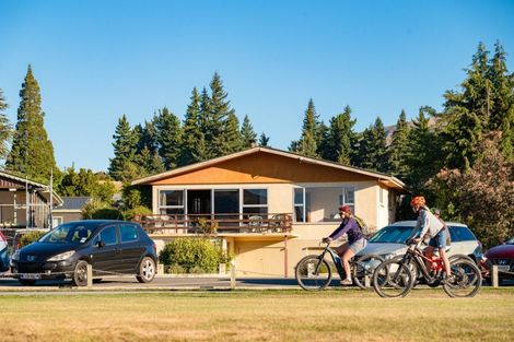 Photo of property in 98 Brownston Street, Wanaka, 9305