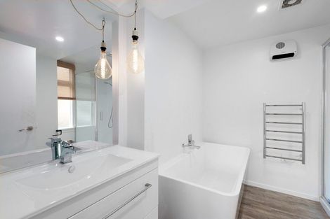 Photo of property in 15 Braeside, Kinmont Park, Mosgiel, 9024