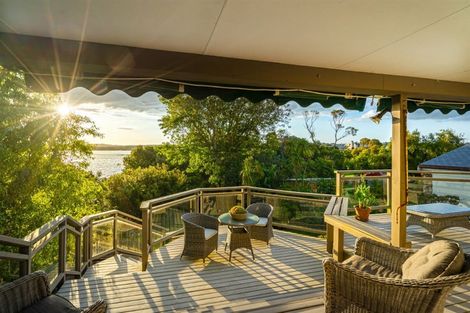 Photo of property in 316 Hurstmere Road, Takapuna, Auckland, 0622