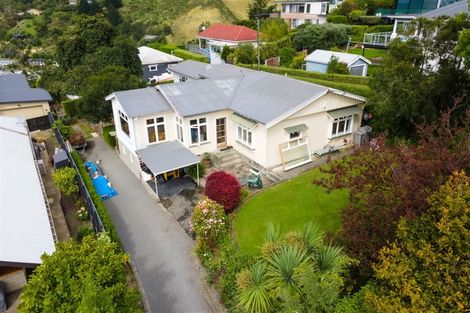 Photo of property in 61 Moncks Spur Road, Redcliffs, Christchurch, 8081