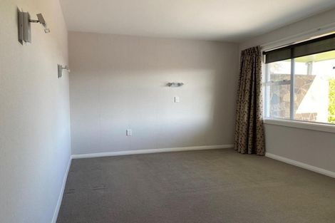 Photo of property in 413 Cashmere Road, Westmorland, Christchurch, 8025