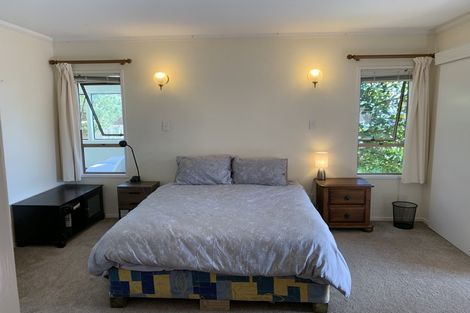 Photo of property in 56 Archibald Road, Kelston, Auckland, 0602