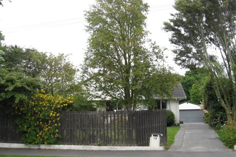 Photo of property in 28 Springbank Street, Bryndwr, Christchurch, 8053
